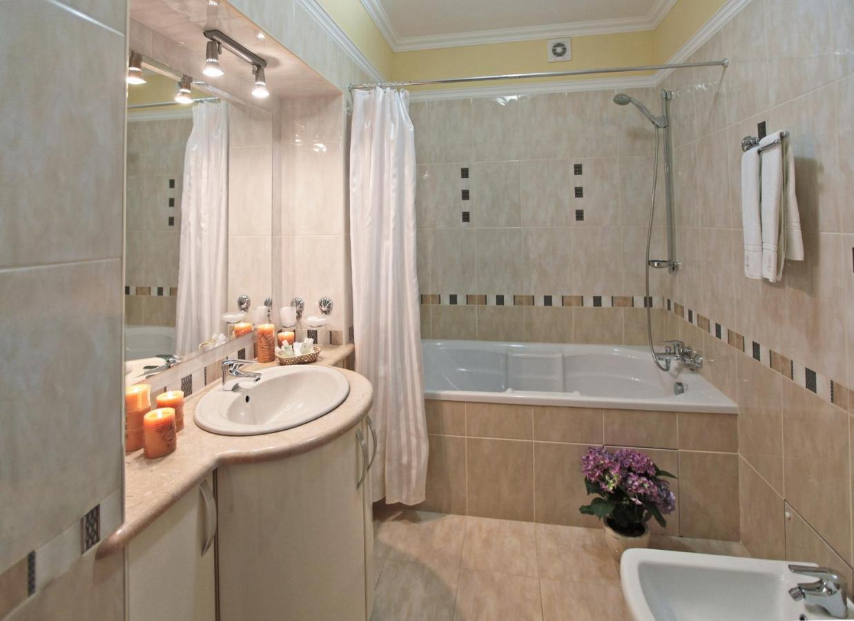 Гранде Петтине Hotel โอเดสซา ภายนอก รูปภาพ
